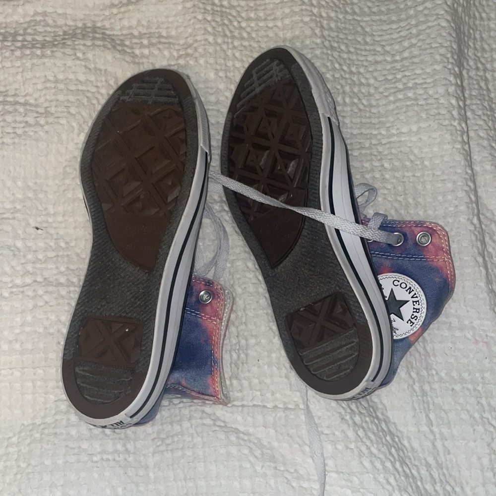 Converse - Picture 3 of 3